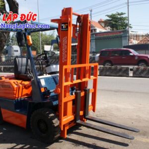Xe Nâng Xăng 1.5 tấn TOYOTA 5FGL15 # 17898