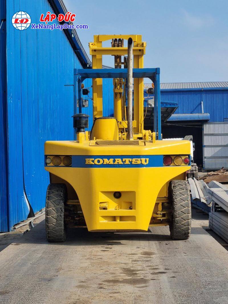 Xe nâng dầu 10 tấn KOMATSU FD100-4-2