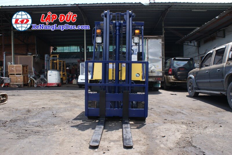 TCM FG15N2 # 2577433-3 Xe Nâng Xăng 1.5 tấn Cũ TCM FG15N2# 2577433