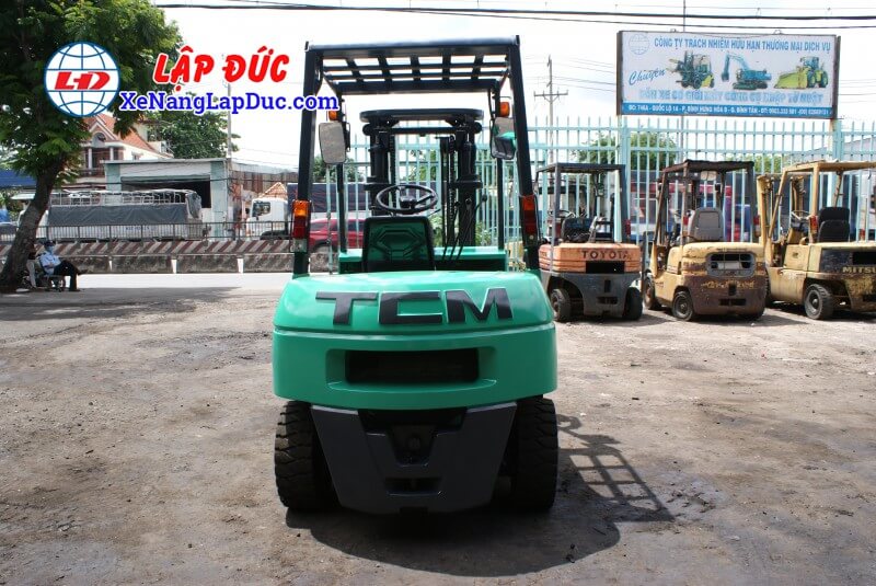 TCM-FG25N3--23M44704-6 Xe Nâng Máy Xăng Cũ TCM FG25N3 # 23M44704