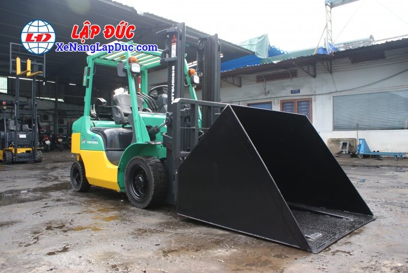 Xe-Nâng-Xăng-MITSUBISHI-KFG25-55012-0 Xe Nâng Xăng MITSUBISHI KFG25 gắn gầu xúc