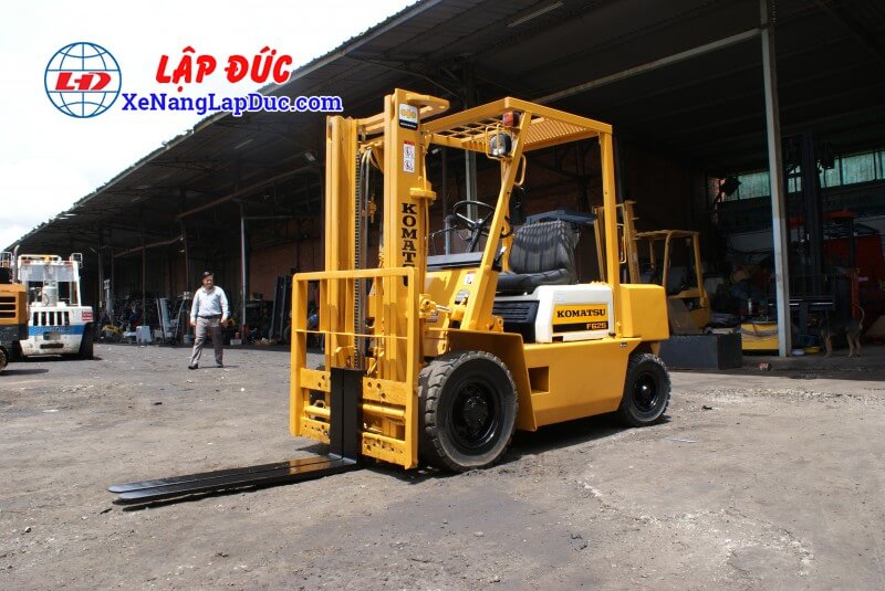 KOMATSU-FG25-8-#-140704-2 Xe Nâng Máy Xăng KOMATSU FG25-8 # 140704