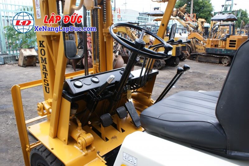 KOMATSU-FG25-8-#-140704-9