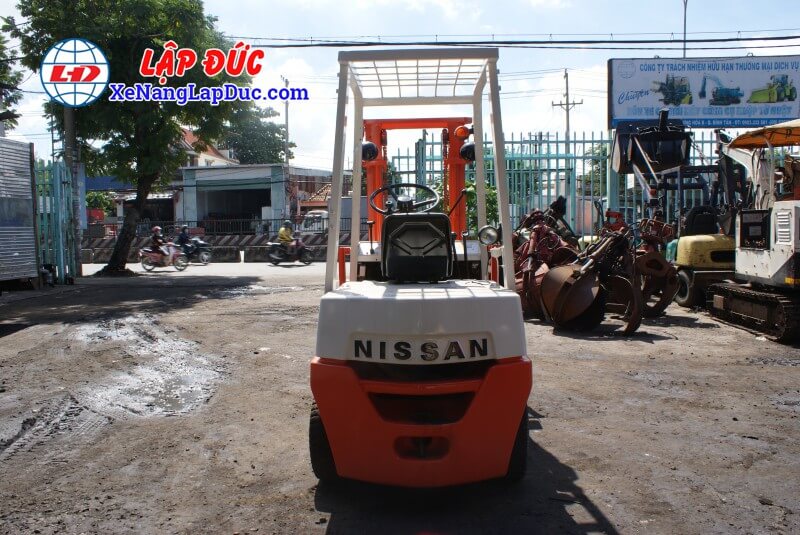 NISSAN-F01M15-#-020699-8