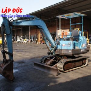 Xe cuốc Yanmar B22