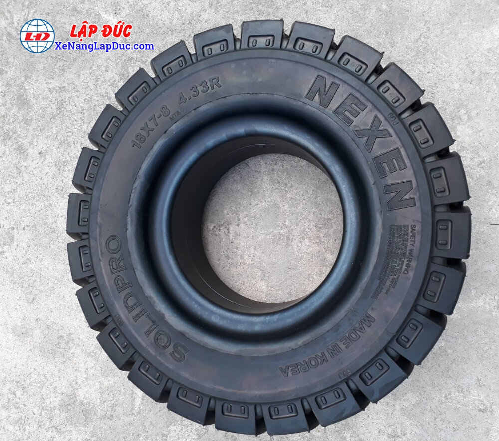 Lốp đặc 18x7-8 Nexen SOLIDPRO Hàn Quốc Lốp đặc 18x7-8 Nexen SOLIDPRO Hàn Quốc