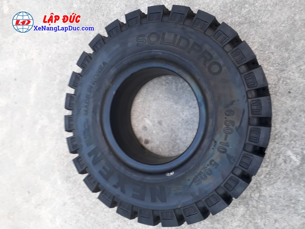 Lốp đặc 650-10 (6.50-10) Nexen SOLIDPRO Hàn Quốc Lốp đặc 650-10 (6.50-10) Nexen SOLIDPRO Hàn Quốc