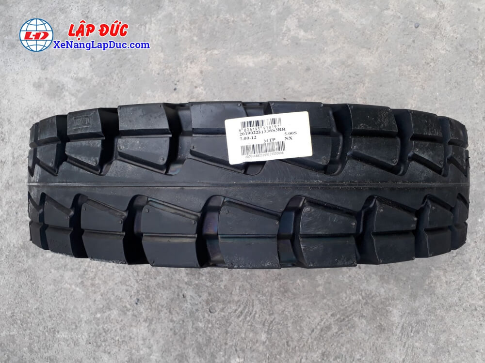 Bánh xe nâng đặc 700-12 (7.00-12) Nexen SOLIDPRO Hàn Quốc Bánh xe nâng đặc 700-12 (7.00-12) Nexen SOLIDPRO Hàn Quốc