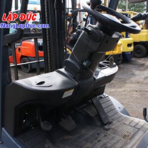 Xe nâng dầu 3 tấn TOYOTA 02-8FD30