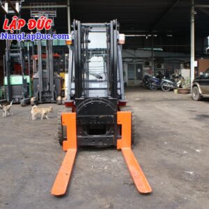 Xe nâng dầu TOYOTA 8FDJ35