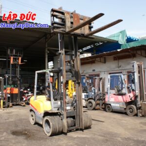 TCM FD30T3 có bộ mâm xoay 360 độ giúp dễ dàng nâng và đổ các loại hàng hóa trong thùng