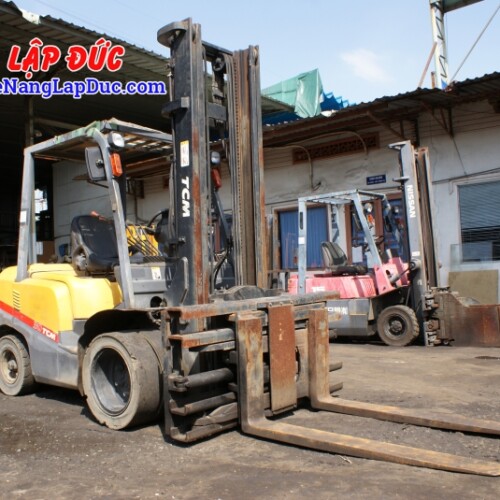 Xe Nâng Dầu 3 Tấn. 4m. số tự động. dịch càng. mâm xoay... máy mạnh TCM FD30T3 # 2N900904
