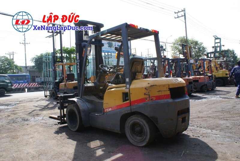 Xe nâng 3 tấn TCM FD30T3