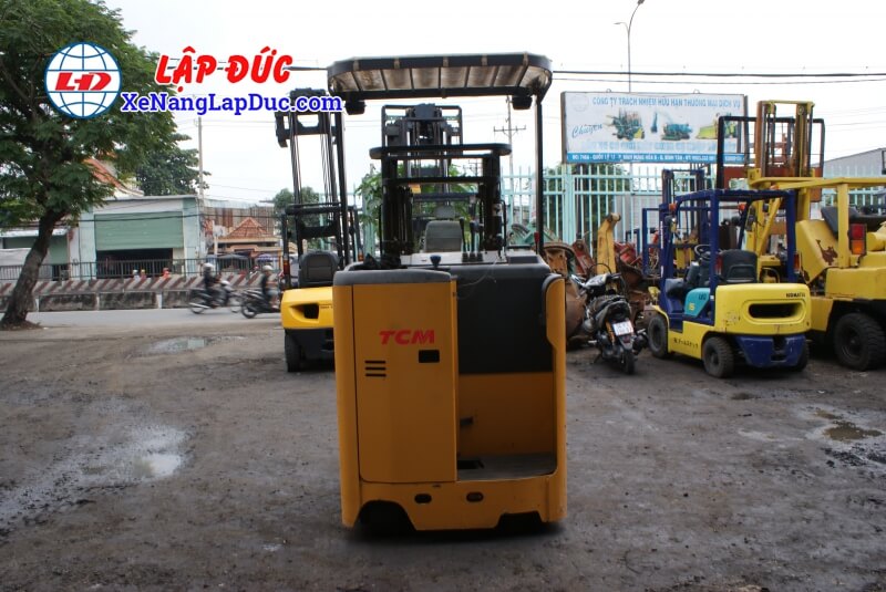 TCM-FR15-7#-82M02700-4 Xe Nâng Điện Đứng lái TCM FR15-7 # 82M02700
