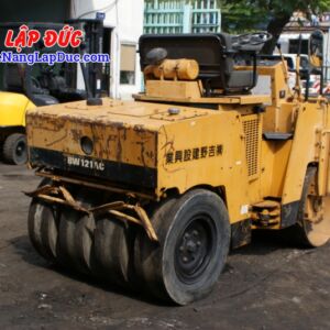 XE LU BOMAG