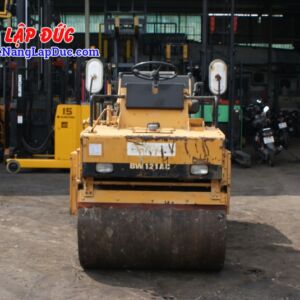 XE LU BOMAG