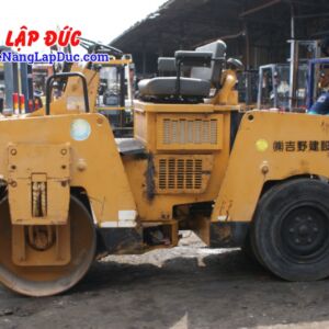 XE LU BOMAG
