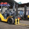 Xe Nâng Dầu 2 tấn KOMATSU FD20T-17 # 324397 càng xoay