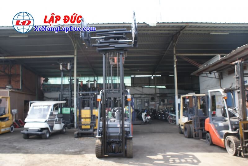Xe Nâng Dầu TOYOTA 02-8FD15 # 31440