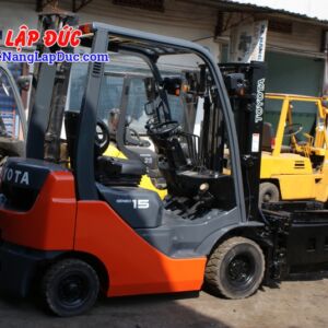 Xe Nâng Dầu TOYOTA 02-8FD15 # 31440