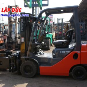 Xe Nâng Dầu TOYOTA 02-8FD15 # 31440