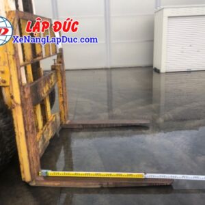 càng nâng - Xe nâng komatsu FD50-1 5 tấn máy dầu