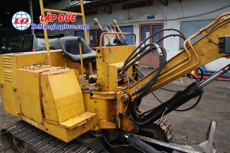 chi tiết trên Xe đào KOBUTA KH8