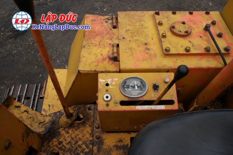 cần điều khiển - Xe đào KOBUTA KH8