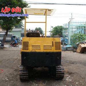 Hình chụp phía sau Xe đào KOBUTA KH8 tại TPHCM