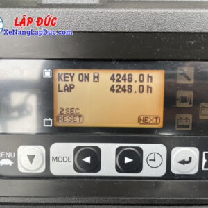 màn hình led trên xe nâng TOYOTA 8FBR10