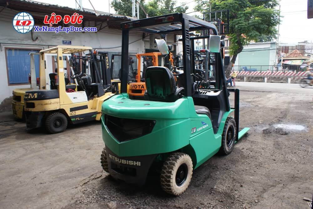 Xe nâng MITSUBISHI FD20T-F18C 2 tấn Xe nâng MITSUBISHI FD20T-F18C 2 tấn