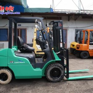 Xe nâng Mitsubishi MITSUBISHI FD20T-F18C có thiết kế mạnh mẽ, kết hợp với mày xanh chuối đặc trung giúp dịu mắt
