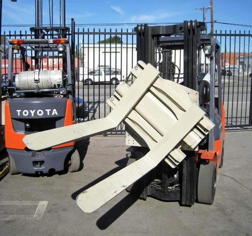 bộ càng xoay gắn trên xe nâng toyota rotator bộ càng xoay gắn trên xe nâng toyota