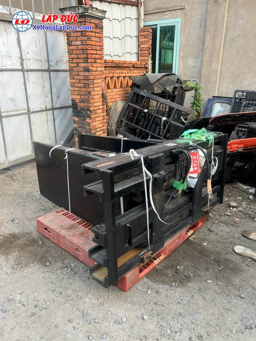 kẹp vuông xe nâng-18