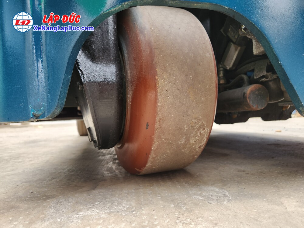 Xe nâng điện đứng lái 900kg Toyota 7FBRK9 10 Xe nâng điện đứng lái 900kg Toyota 7FBRK9 10