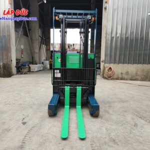 Xe nâng điện đứng lái 900kg Toyota 7FBRK9 2