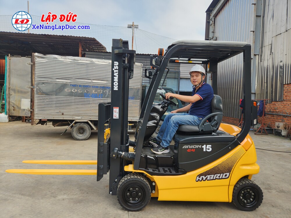 Ảnh lái test Xe nâng điện 1.5 tấn Komatsu FB15 12 tại Lập Đức