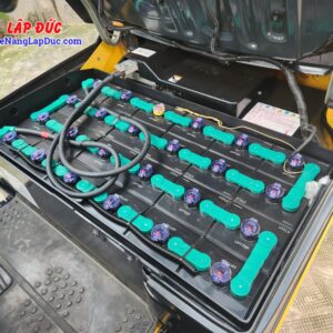 Bình ắc quy Lifttop VTFL6 trên xe nâng điện ngồi lái 1.5 tấn Komatsu FB15 12