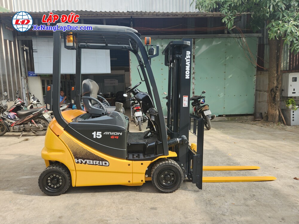 Xe nâng Komatsu FB15 12 Nhật Bản