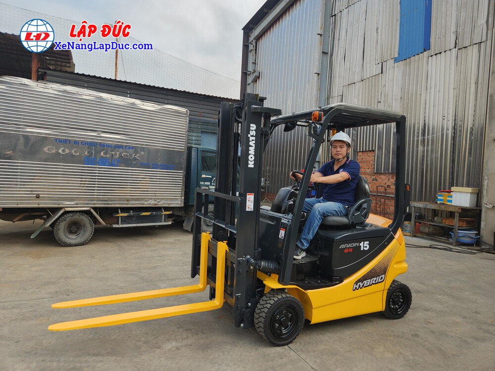 Xe nâng điện 1.5 tấn Komatsu FB15 12 tại Lập Đức
