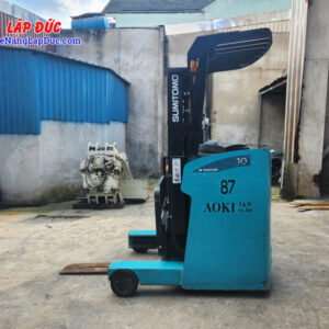 Xe nâng điện Suminoto 1 tấn thích hợp cho Kho hàng có lối đi hẹp, cần xe có bán kính quay vòng nhỏ để di chuyển dễ dàng và hiệu quả