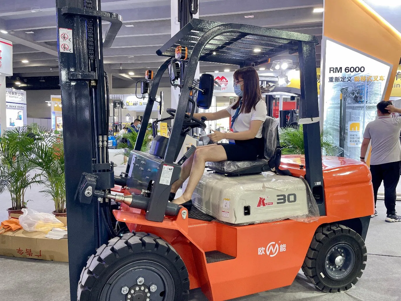 xe nâng Onen 3 tấn chính hãng mới 100%