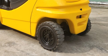 Trục sau xe nâng điện Komatsu Gắn Cao