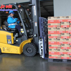 Xe nâng điện ngồi lái Thích hợp với nhiều loại