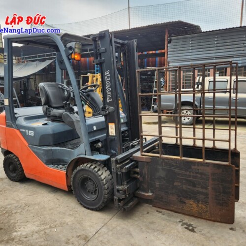 Xe nâng dầu 1.8 tấn Toyota 8FD18