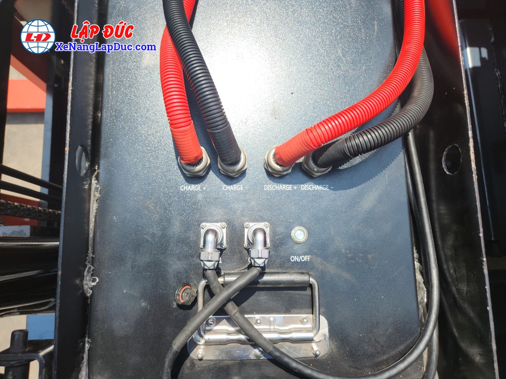 Xe nâng điện đứng lái Toyota 7FBR15 Pin Lithium 12 Xe nâng điện đứng lái Toyota 7FBR15 Pin Lithium 12
