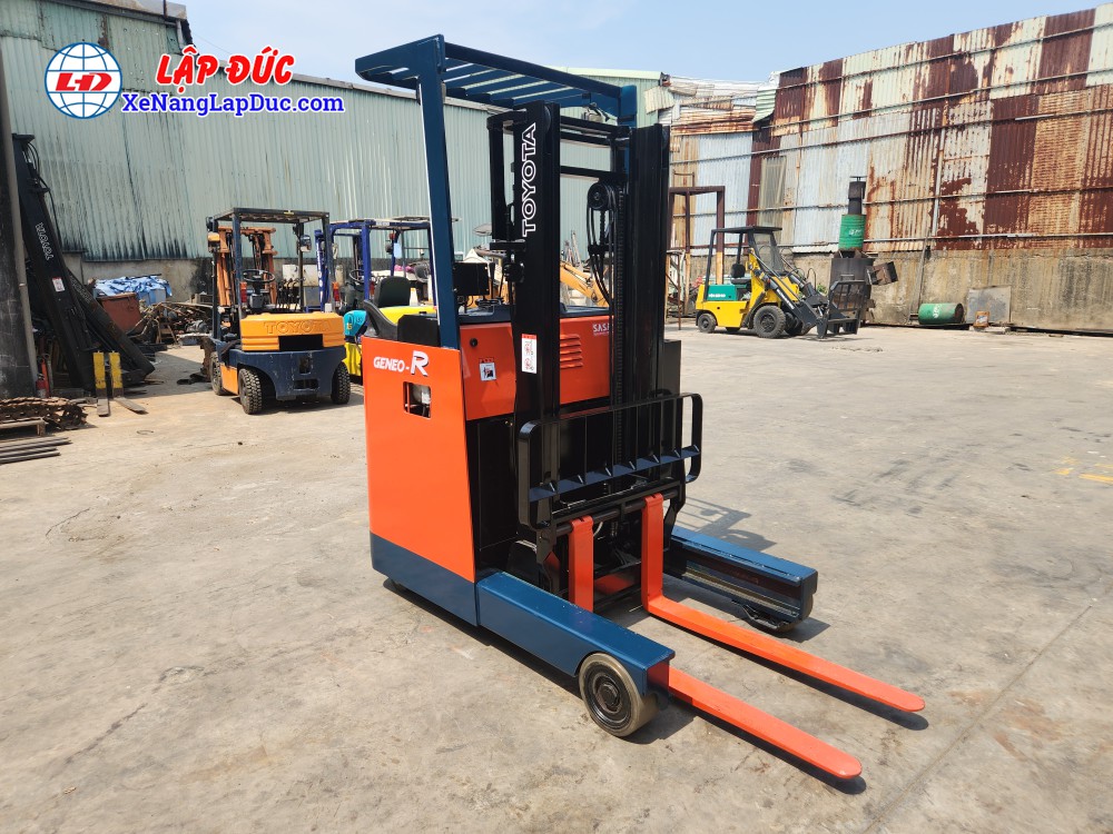Xe nâng điện đứng lái Toyota 7FBR15 Pin Lithium 7 Xe nâng điện đứng lái Toyota 7FBR15 Pin Lithium 7