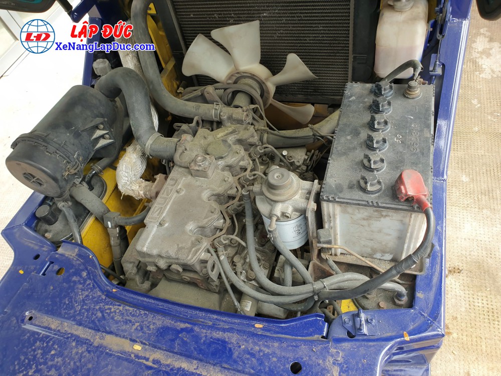 Động cơ ISUZU 4LB1 trên xe nâng dầu 1.5 tấn Komatsu FD15LC-17 Động cơ ISUZU 4LB1 trên xe nâng dầu 1.5 tấn Komatsu FD15LC-17