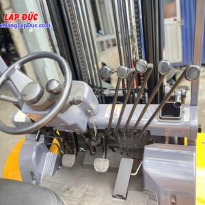 Xe nâng dầu 3 tấn TCM FD30T6 4