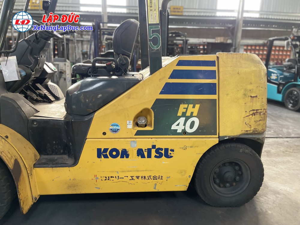 Xe nâng dầu 4 tấn Komatsu FH40-2, 6m, 2015